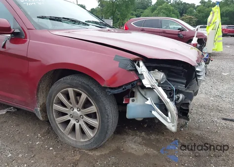 2012 Chrysler 200 Touring z USA, uszkodzony, nr VIN 1C3CCBBB3CN299977
